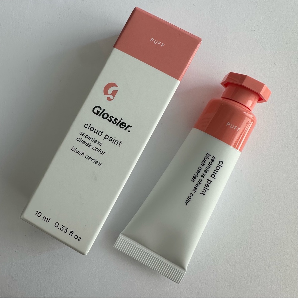 BNIB Glossier Cloud Paint in Puff